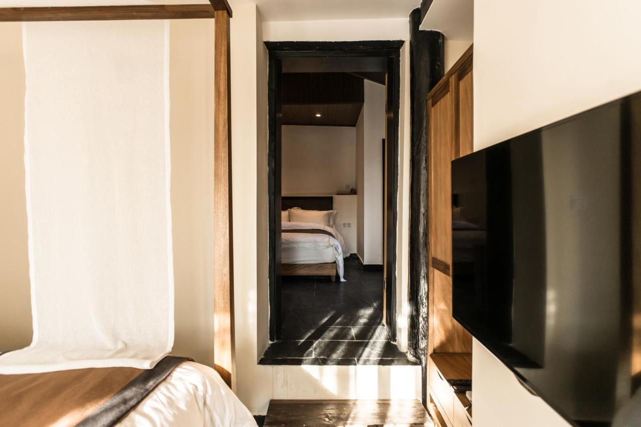 Dali Shaxi Qing Jing Courtyard Hotel Jianchuan Bagian luar foto